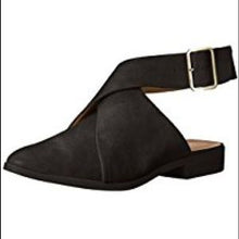 Tuxedo Flats